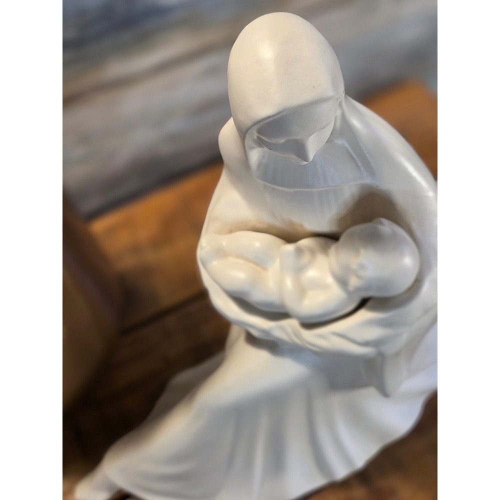 Vintage Ceramic Madonna and Child Figurine Matte White Religious Art - Picture 10 of 10
